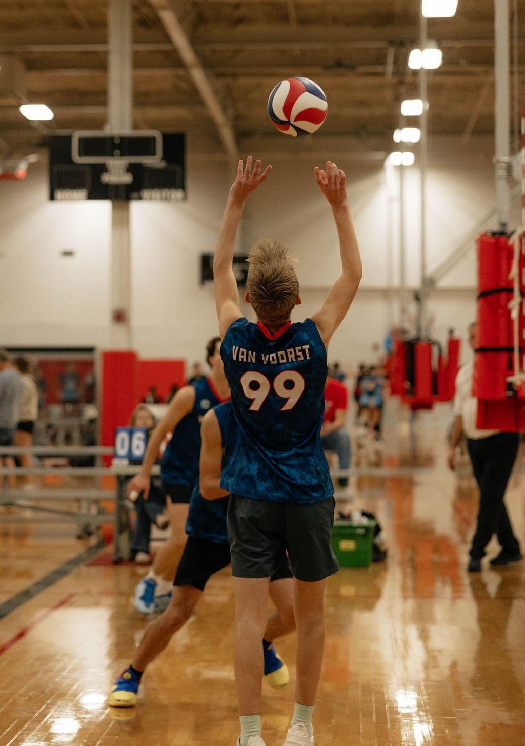 Boys volleyball setter. Photo by Rynn Ahava.